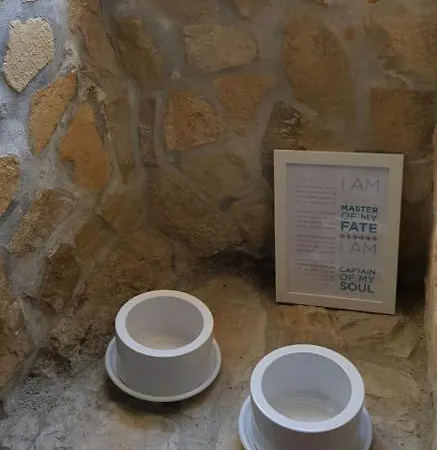 Al - Haoleguesthouse Sobral de Monte Agraco